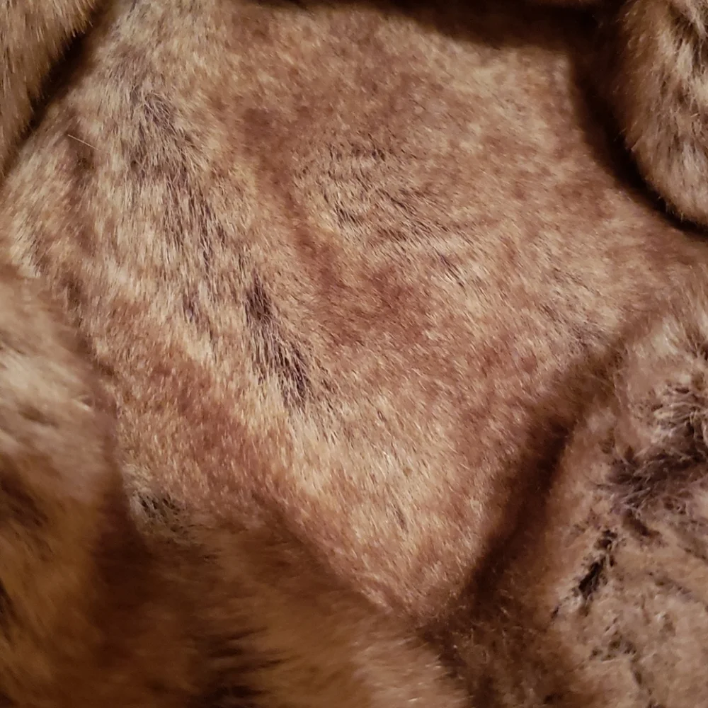 Sweater - Picture 4 of 8